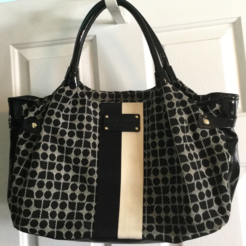 Kate Spade signature shoulder bag EUC